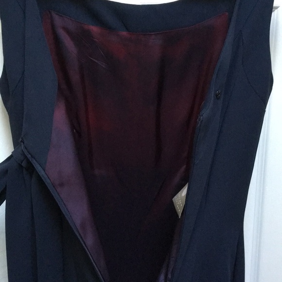 Blue formal gown - Picture 5 of 7